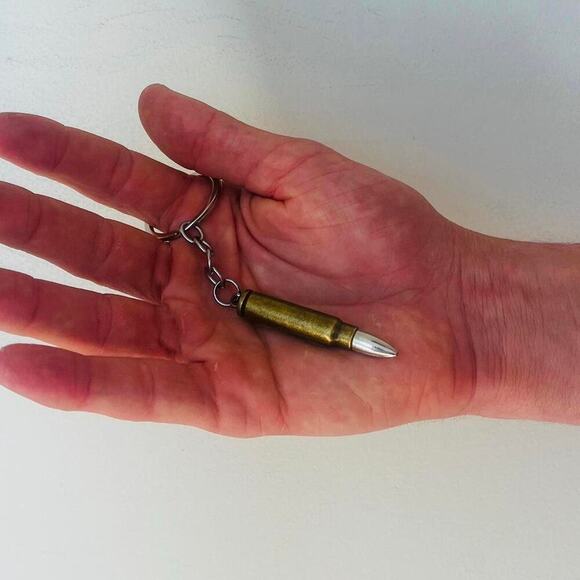 Y2k 2000s vintage style bullet key chain - Picture 7 of 7